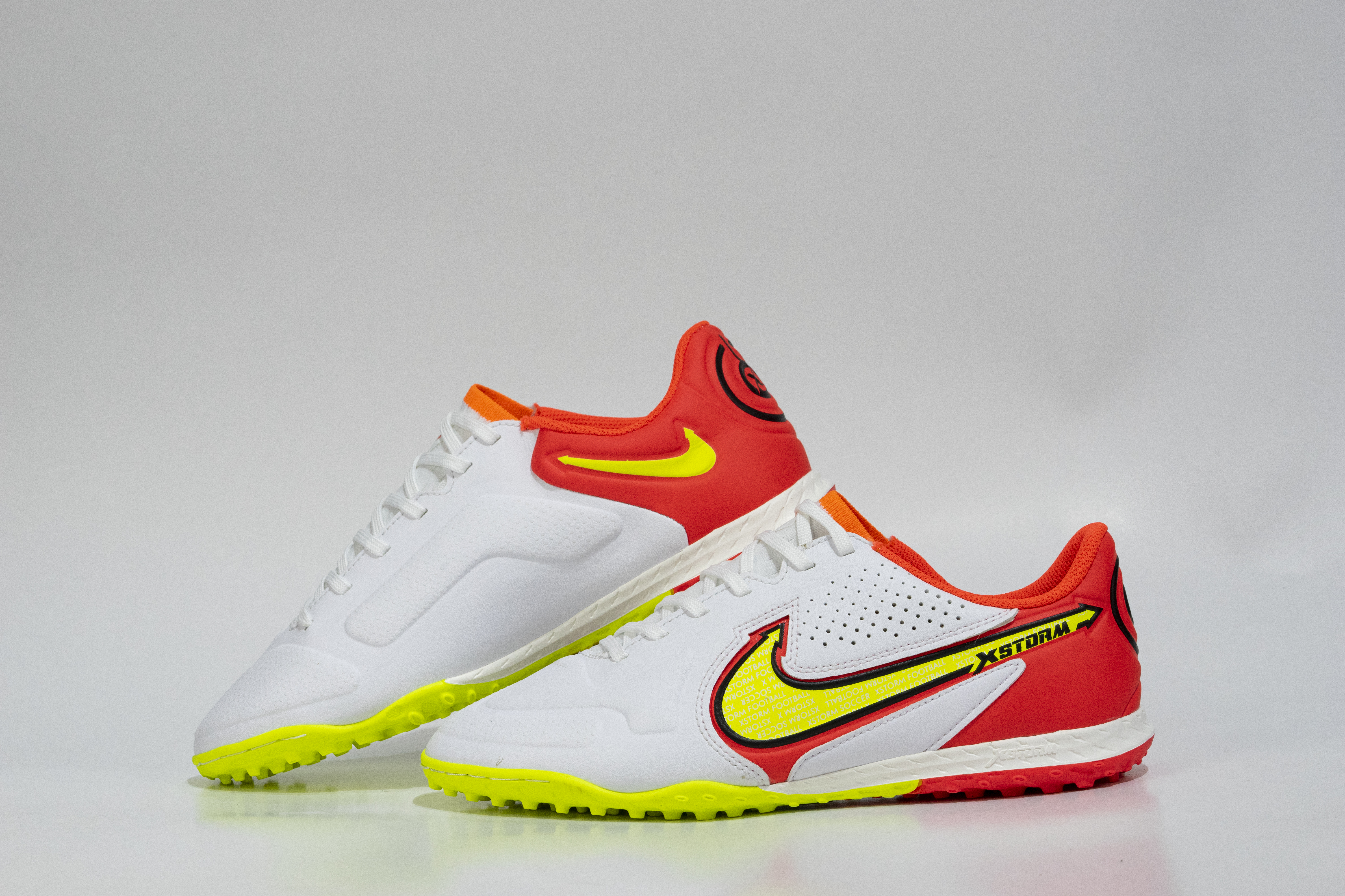 Xstorm TIEMPO 2.8 - Trắng Cam